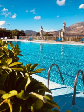 Отель Terra Mare Hotel  Ликсури